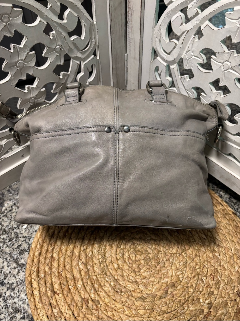 Danier Grey Leather Duffel Satchel - Picture 5 of 14